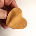 Broszka pogniecione serce, ceramika