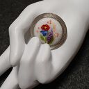 Ręcznie haftowana broszka GLORIA