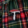 biżuteria ekologiczna pin muchomor grzyby