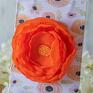 maly koziolek ręcznie robione broszka - kwiat - kolor słodkiej pomarańczy róża