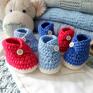 niebieskie szydełkowe buciki newborn ręcznie wykonane