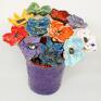 Ceramiczne kwiatuszki na druciku komplet 5 sztuk. Bez wazonu wazon dostępny także u nas. Kwiaty z ceramiki