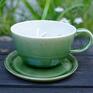 zielona filiżanka ceramika do herbaty z figurką ślimaka | do kawy