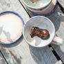 ceramika: z koniem | Gniadosz w beżu| do kawy | kamionka | 290 ml bezowa filizanka rękodzieło ceramiczne