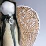 Duży perłowy - dekoracja wnętrza aniol z gliny ceramika użytkowa