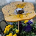 Ręcznie robiony kwiat ceramiczny - poidło na balkon i ogród