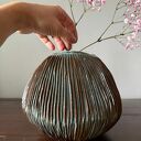 Wazon ceramiczny "Deep Lines"