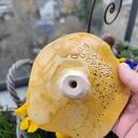 Kwiat ceramiczny - poidełko dla owadów na tyczce bambusowej