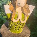 Anioł ceramiczny - lampion Wolna chwila, zielony akcent 18 cm