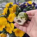 Żabka ceramiczna handmade - urocza ozdoba do ogrodu i na prezent