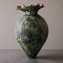 Verdant Form - duży, ręcznie lepiony wazon ceramiczny do kwiatów i jako dekoracja