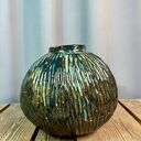 Wazon ceramiczny 'Deep Lines' - ręcznie rzeźbiony unikat