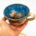 Ceramiczna filiżanka z figurką hipopotama Sahara Dark - 350 ml - na prezent
