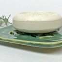 Ceramiczna mydelniczka Orient-kwadrat - ręcznie robiona z jasnej gliny