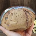Ceramiczna miseczka kamionkowa z ważkami i paprociami (c868)