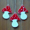 Muchomorki 3 - zestaw 3 ceramicznych zawieszek handmade