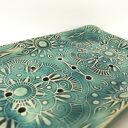 Etniczna mydelniczka ceramiczna - praktyczna i dekoracyjna podstawka pod mydło