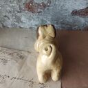 Buldożek angielski - figurka ceramiczna handmade do domu i lasów w słoiku