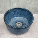 Niebieska ceramiczna umywalka nablatowa w stylu Boho - ręcznie szkliwiona misa