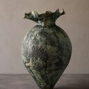 Verdant Form - duży, ręcznie lepiony wazon ceramiczny do kwiatów i jako dekoracja