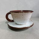 Filiżanka z podstawkiem na prezent - rękodzieło ceramiczne Art by Leika