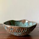 Misa ceramiczna z kolekcji „Deep Lines”