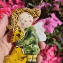 Ceramiczny aniołek z psem - ręcznie robiona figurka