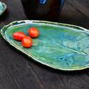 Zielony talerz ceramiczny w kształcie liścia - rękodzieło Azul Horse
