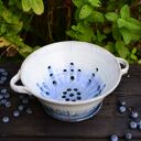 Misa do serwowania umytych owoców berry bowl / biało niebieska