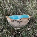 Turkusowa miseczka ceramiczna handmade o organicznej formie