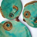 Mniejsza Blues D - ceramiczna ryba do powieszenia z kolorowymi szkliwami