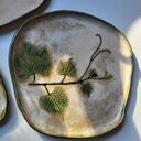 Boho zestaw do serwowania - talerze i podstawka z ceramiki handmade