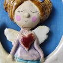Anioł ceramiczny na desce - wyjątkowa dekoracja handmade