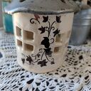 Ceramiczny domek-lampion na święta - bożonarodzeniowa świeca