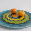 Kolorowa patera ceramiczna - ręcznie formowana dekoracja