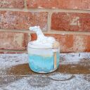 Urokliwa cukiernica z koniem Baby Blue - prezent z łyżeczką