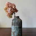Wazon ceramiczny Deep Lines - ręcznie rzeźbiony, błyszczące szkliwo w odcieniach niebieskiego