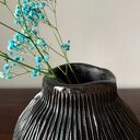 Wazon ceramiczny "Deep Lines"