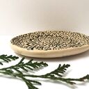 Ceramiczna mydelniczka handmade z dekoracyjną mandalą