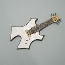 Gitara rokowa II - ręcznie wykonana dekoracja ceramiczna z metalowymi detalami