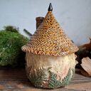 Czarka, cukiernica lub kubek ceramiczny z przykrywką - Leśny domek