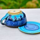 Filiżanka do herbaty handmade z figurką kota - 300 ml, niebiesko-turkusowa kamionka