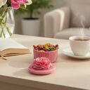 Dekoracyjna szkatułka z żywicy epoksydowej z kwiatowym motywem