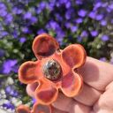 Ciemnoczerwony kwiat ceramiczny handmade - ręcznie robiona dekoracja