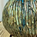 Wazon ceramiczny 'Deep Lines' - ręcznie rzeźbiony unikat