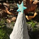 Ręcznie robiona choinka ceramiczna 13-14 cm - biała ozdoba na Boże Narodzenie