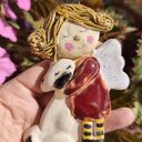 Ceramiczny anioł z psem - ręcznie robiona figurka
