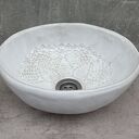 Ręcznie robiona umywalka ceramiczna w stylu folkowym/ wiejskim