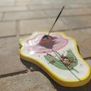 Ręcznie robiona ceramiczna podstawka na kadzidełka Kwiat z Okiem