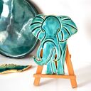 Ceramiczny słoń szafirowy - błękitna dekoracja ścienna handmade